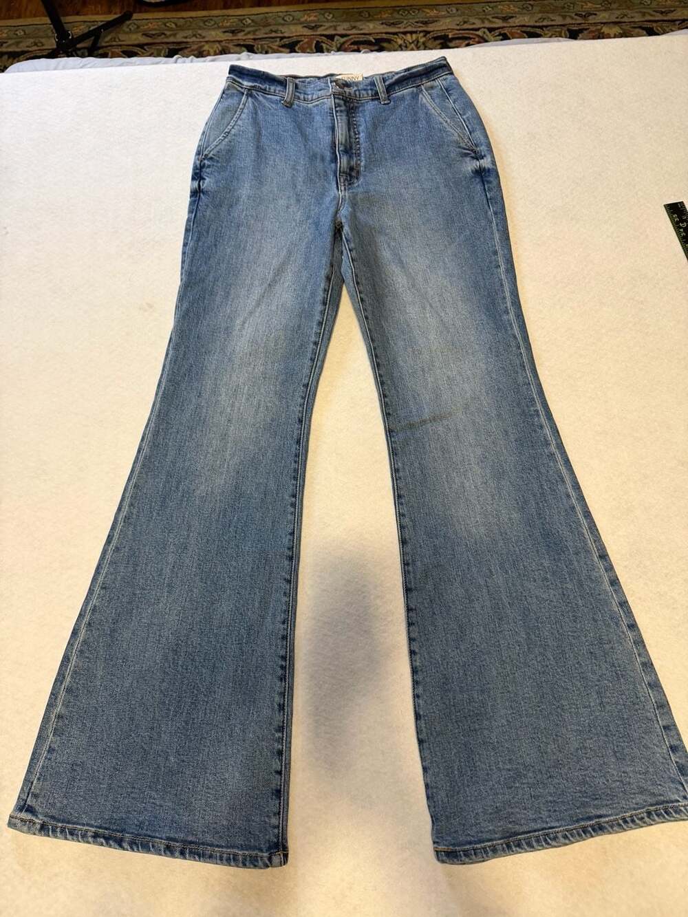 78&SUNNY Women's High Rise Trouser Flare Leg Jeans Light Wash Size 6